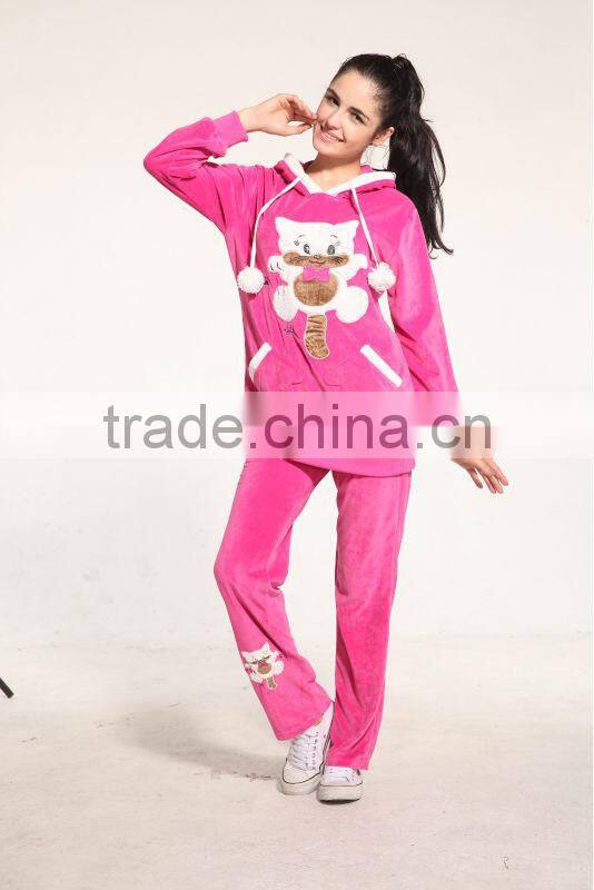2016 latest design cute pink velvet women brand animal design design women pyjamas