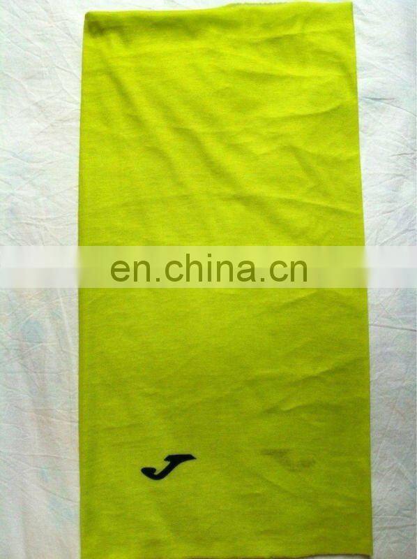 Tubular knitted bandana for sports