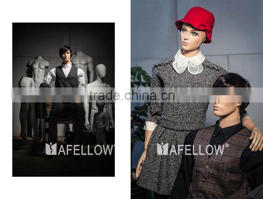 Realistic female fiberglass movable mannequins for show clothing