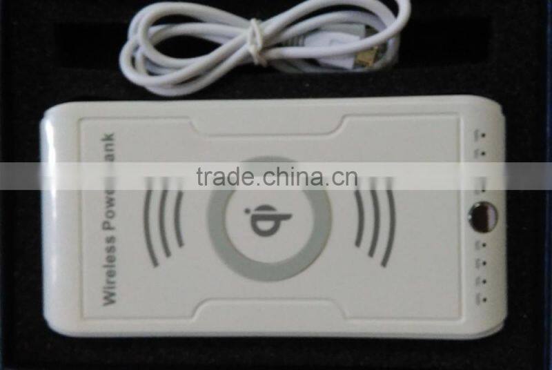 Manufacturer Wholesale QI Wireless Charger Power Bank Wireless Power Bank Charger
