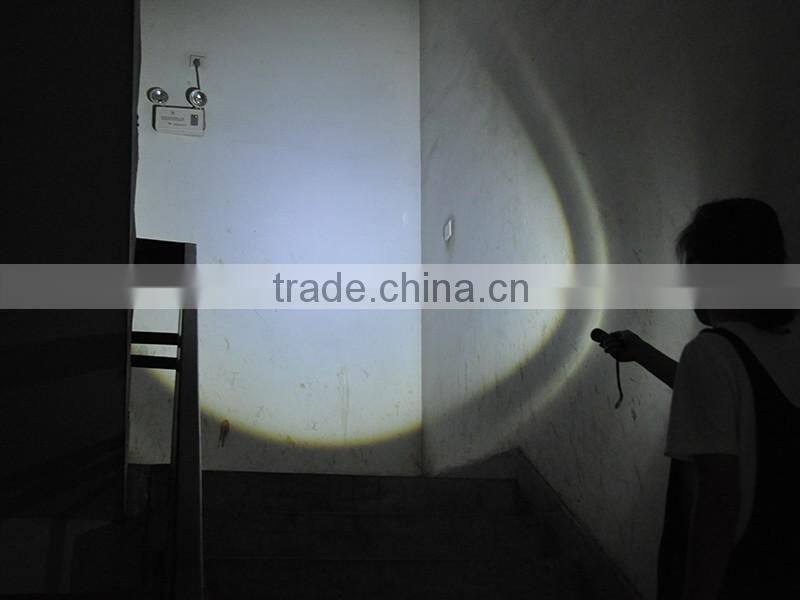 Zoom Focusing Q5 LED Flashlight for Hunting Hot selling