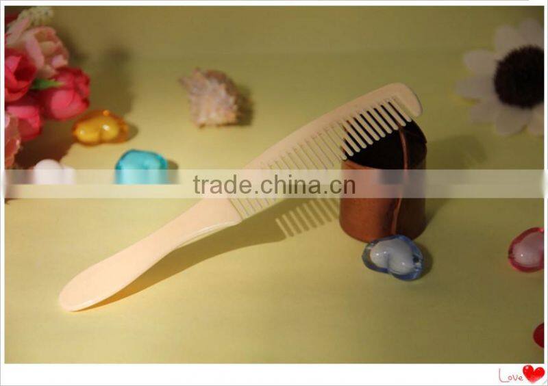 Disposable toiletry set comb thin comb