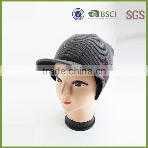 Fashion Multi-colors knitted hats beanie with front visor