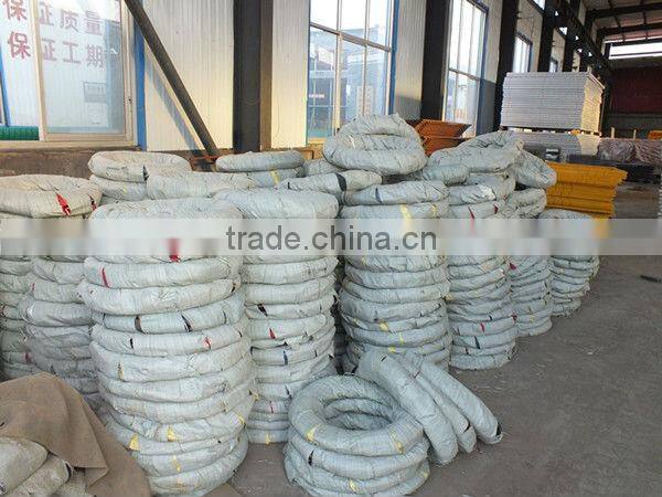 Barbed Wire and Razor Barbed Wire mesh used in metal fence