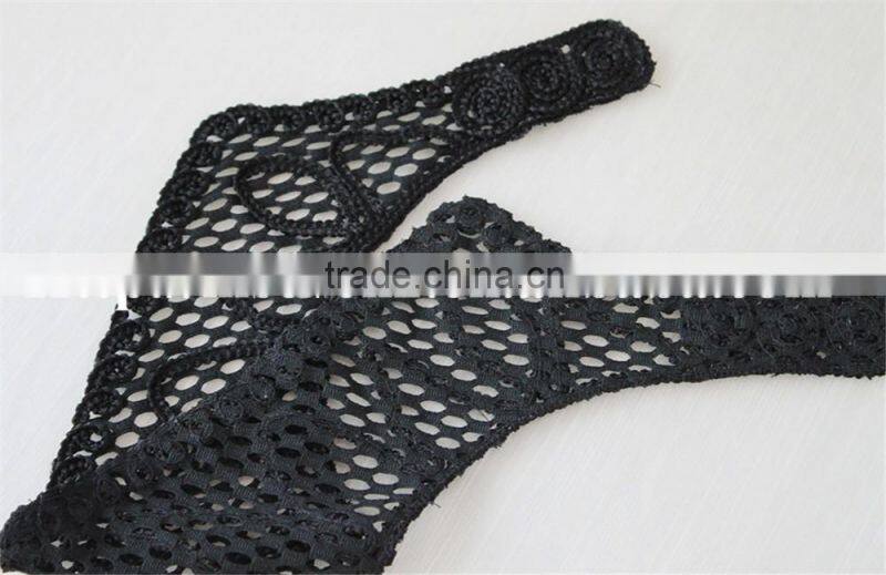 new arrival white and black flower pattern embroidery collar lace applique for lady garment