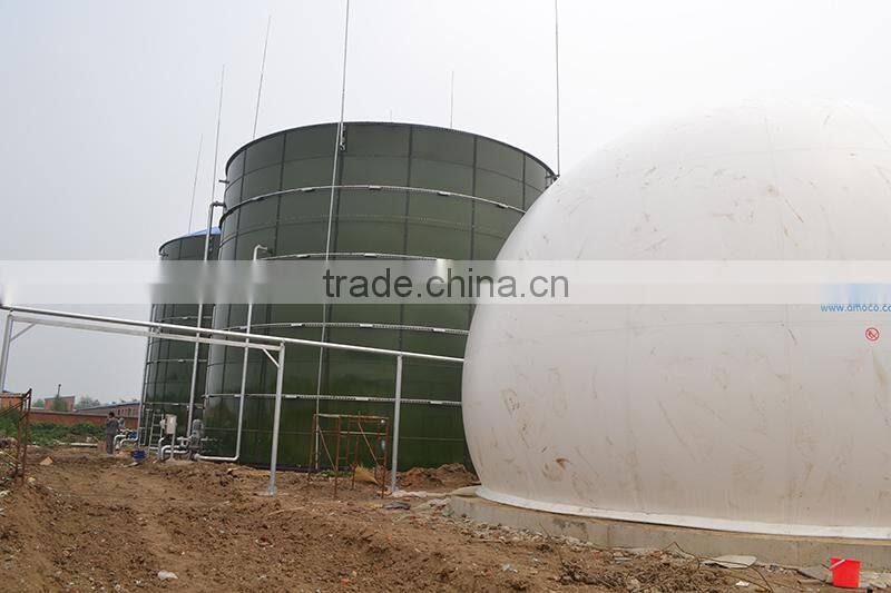 Dual membrane storage gas tank for biogas plant