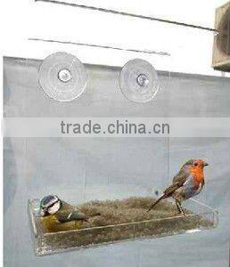 Clear window bird feeder