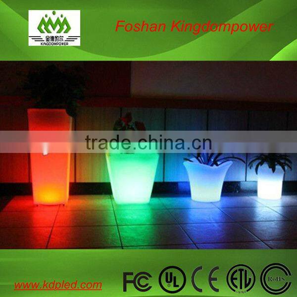 PE Material Garden Decoration LED rechargeable cordless flower pot