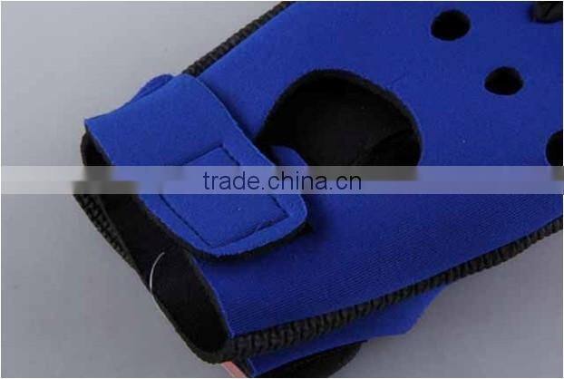 Wholesale Durable Palm Neoprene Wrist Elastic Wrist Support palm guard /sports safety