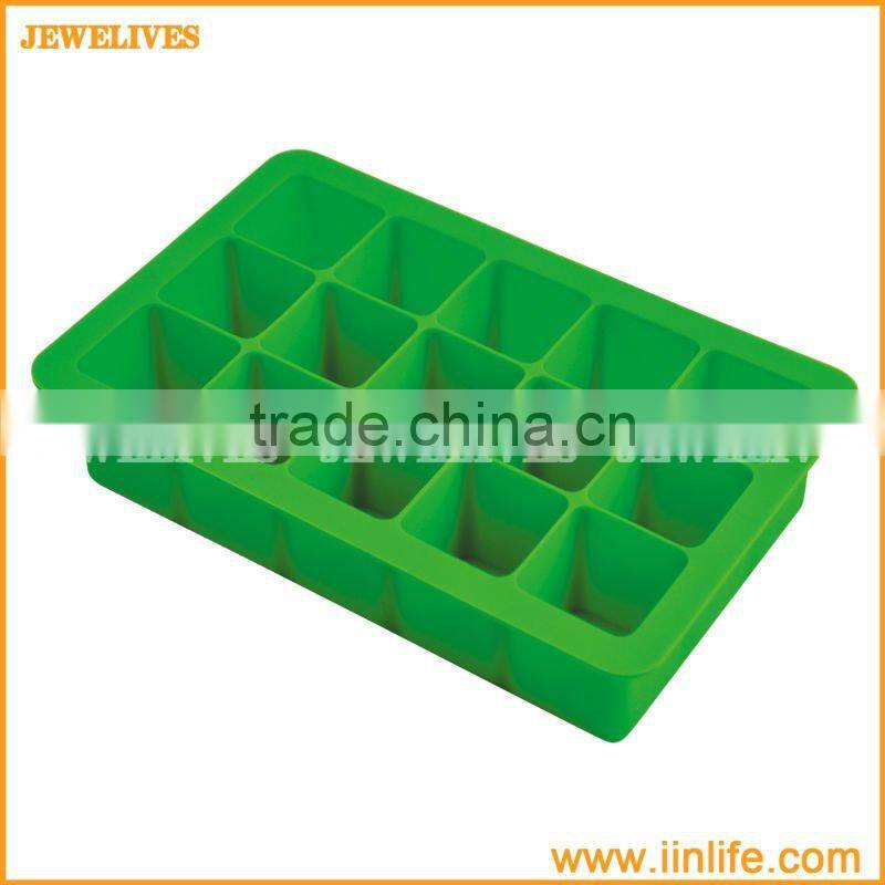 2013 custom design silicone ice cube tray