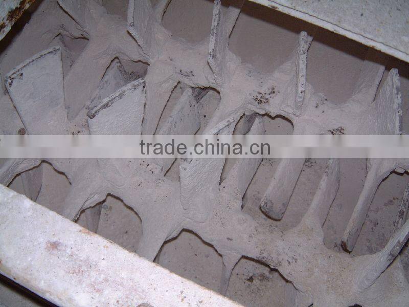 Automatic lime hydrating machine to make hydrated lime powder and paste