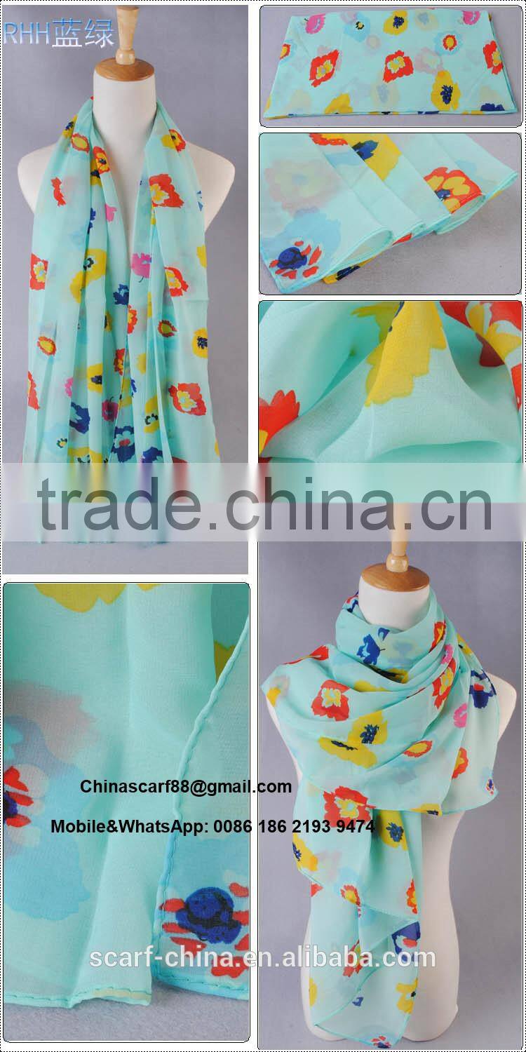 Women's 100% plaid wool scarf