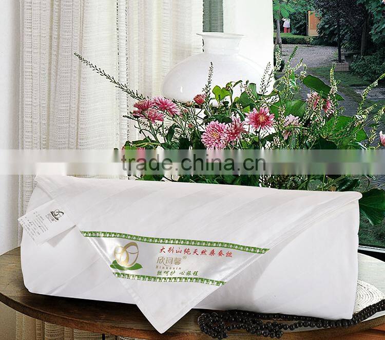 Hot sale down alternative comforter and patchwork quilt with down fiber filling