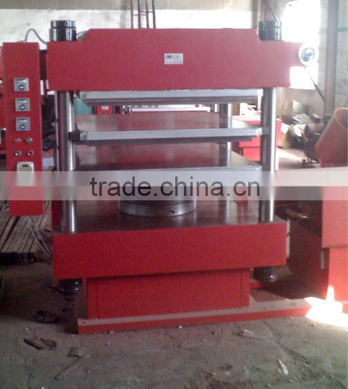 2015 new rubber floor tile making machine