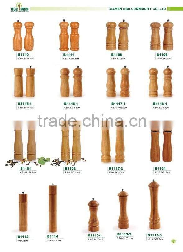 Hot products Rubber Wood Salt And Pepper shaker set wholesale