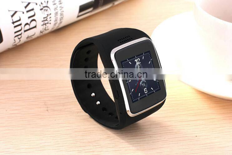 2015 hot selling 1.54inch GSM touch screen smart watch phone