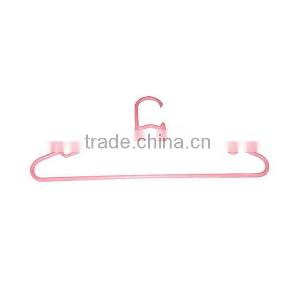 Plastic bulk clothes hangers