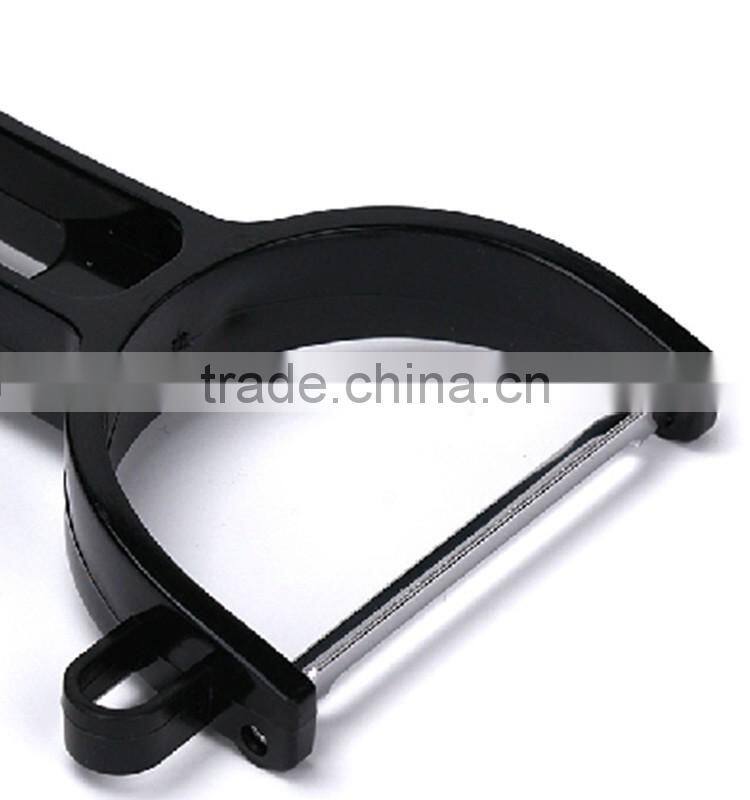 PE-0260 Vegetable And fruit peeler