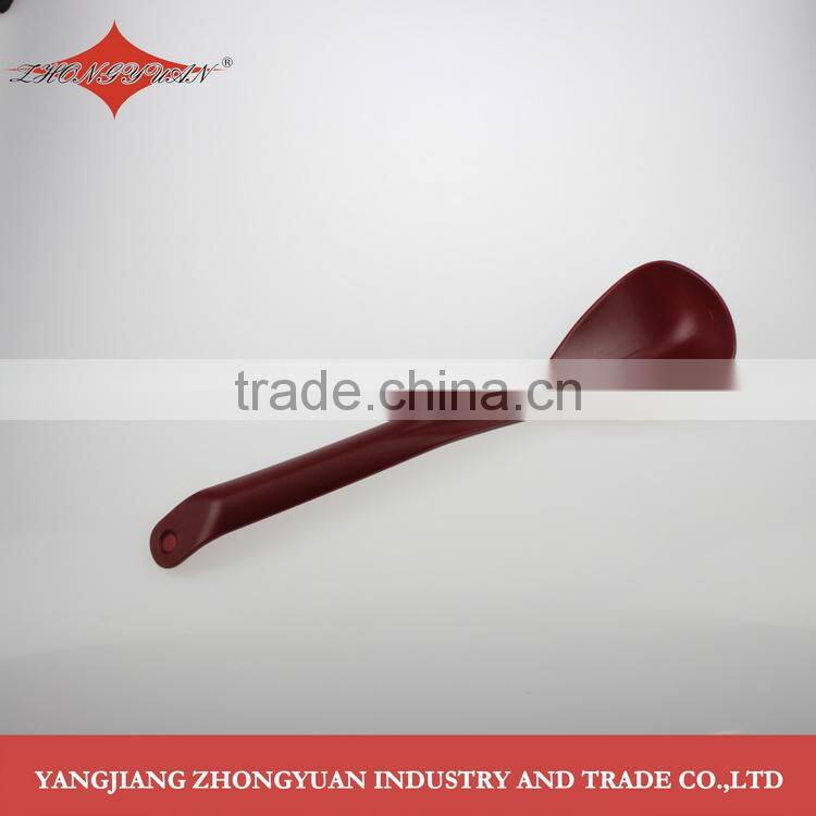 Non-stick plastic nylon shark shaped pancake turner for kitchenware