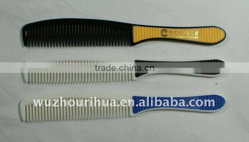 Disposable plastic hotel comb for travel