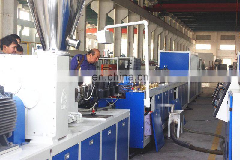 Plastic Wall Sheet Making Machine maker / PVC Cable Trunking Profile Extrusion Production Line