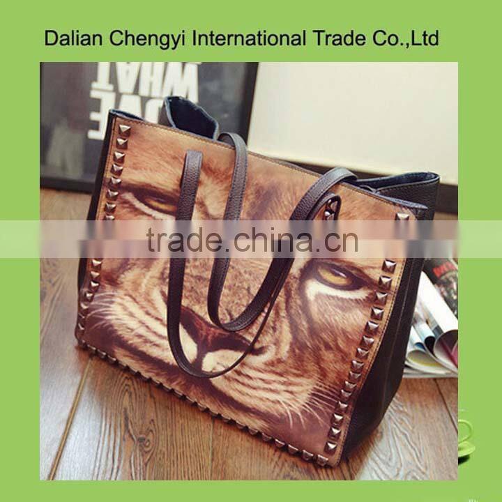 Ladies cool Tiger face printing PU shoulder bags with studded rivet