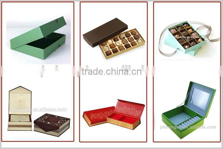 Colorful paper candy box for wedding candy with window
