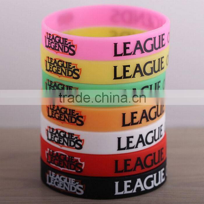 Free sample 2016 new design expandable wire Custom lady rhinestone bracelet