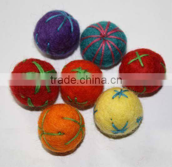 Felt Ball