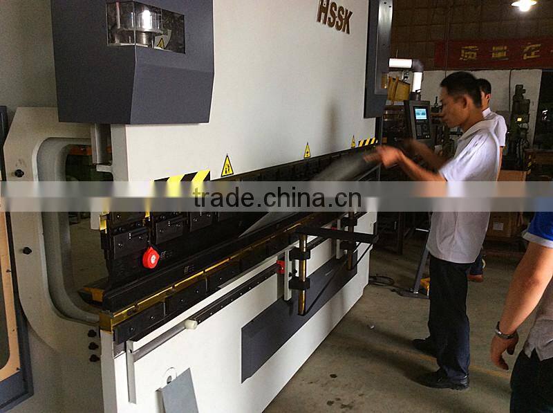 Full CNC synchronized Hydraulic press brake
