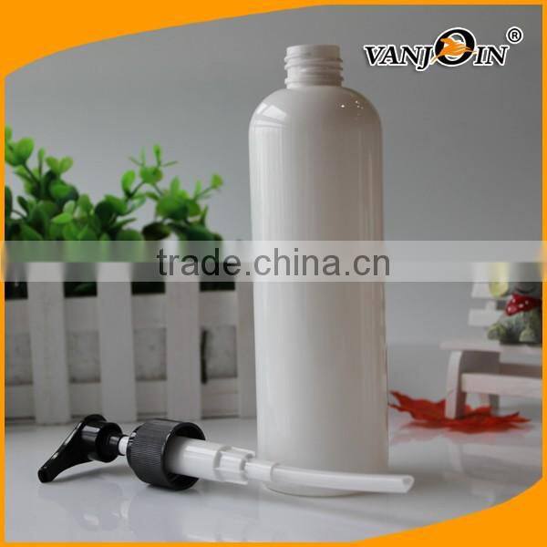 10 oz Light White Cosmo Lotion Pump Bottle