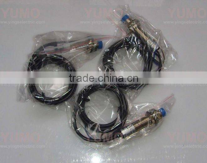 LM12-2004A AC NO 4mm range Proximity switch Cylindrical Type sensor inductive sensor