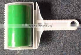 Sticky Buddy with adjustable handle