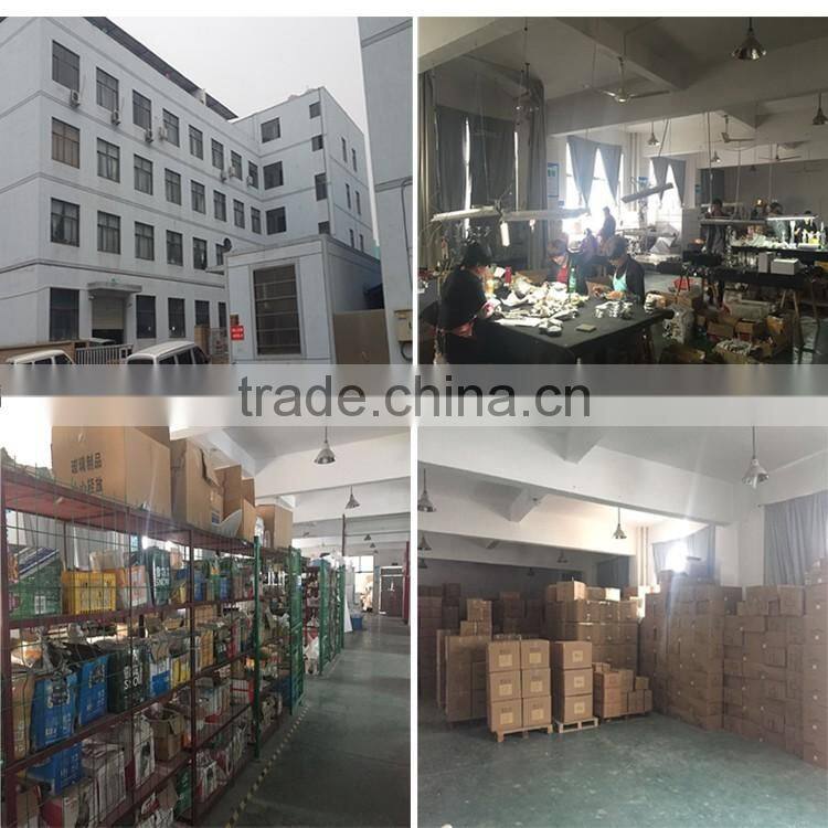 2016 Wholsale tall square crystal candle holder for home decoration