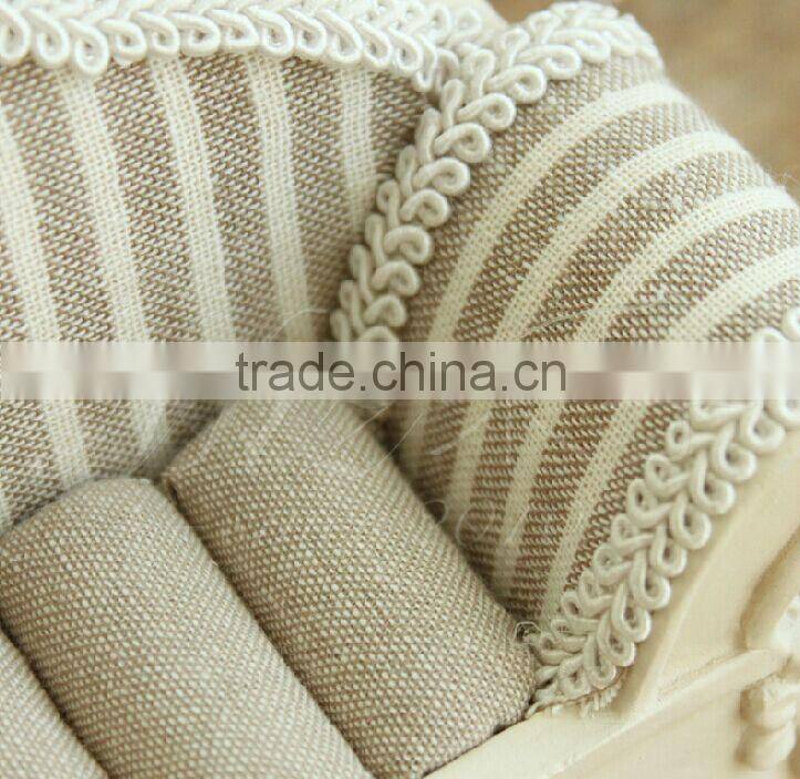 European unique sofa resin jewelry ring display