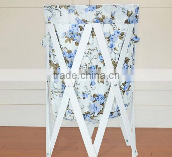 Pastoral foldable laundry basket