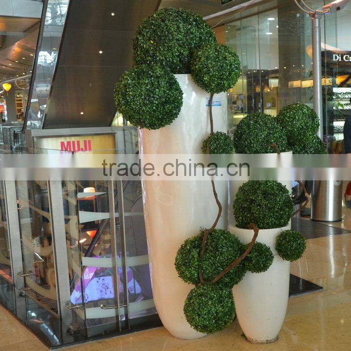 Giant round modern flower pot