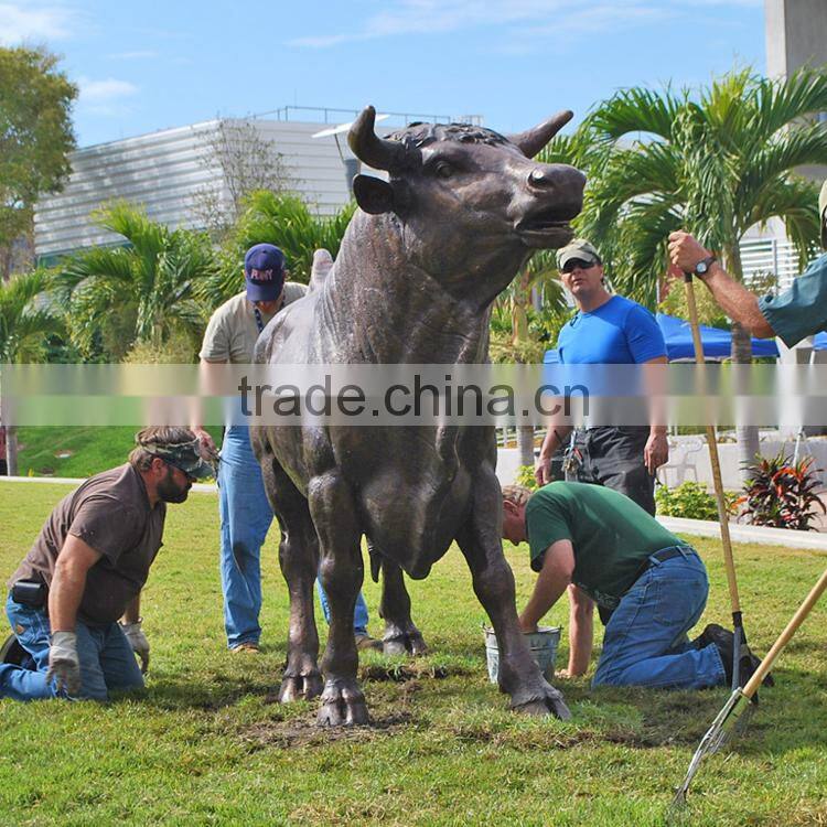 outdoor garden decoration handicraft bronze life size bull statue for sale