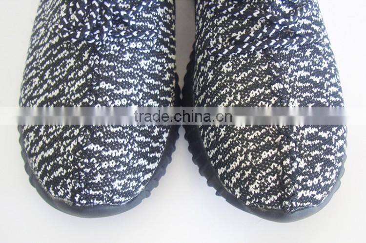 Exotic black and white color running shoes men with EVA outsole