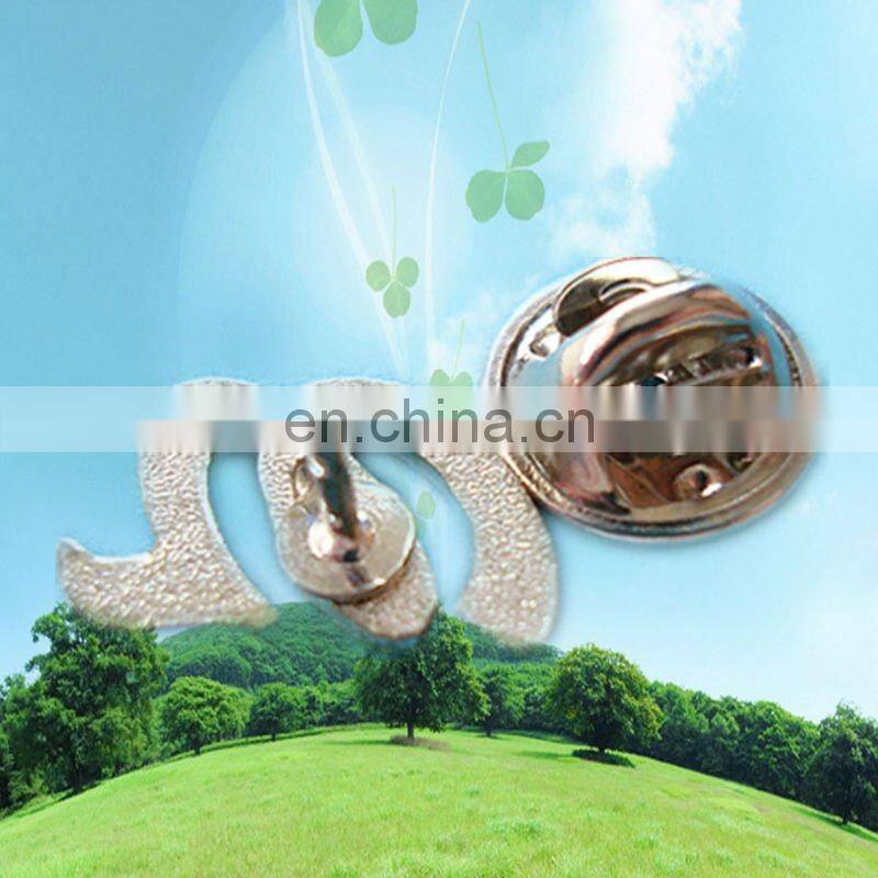 Zinc alloy letter badges, insignia beautifully compact, environmentally friendly nickel-plated badge