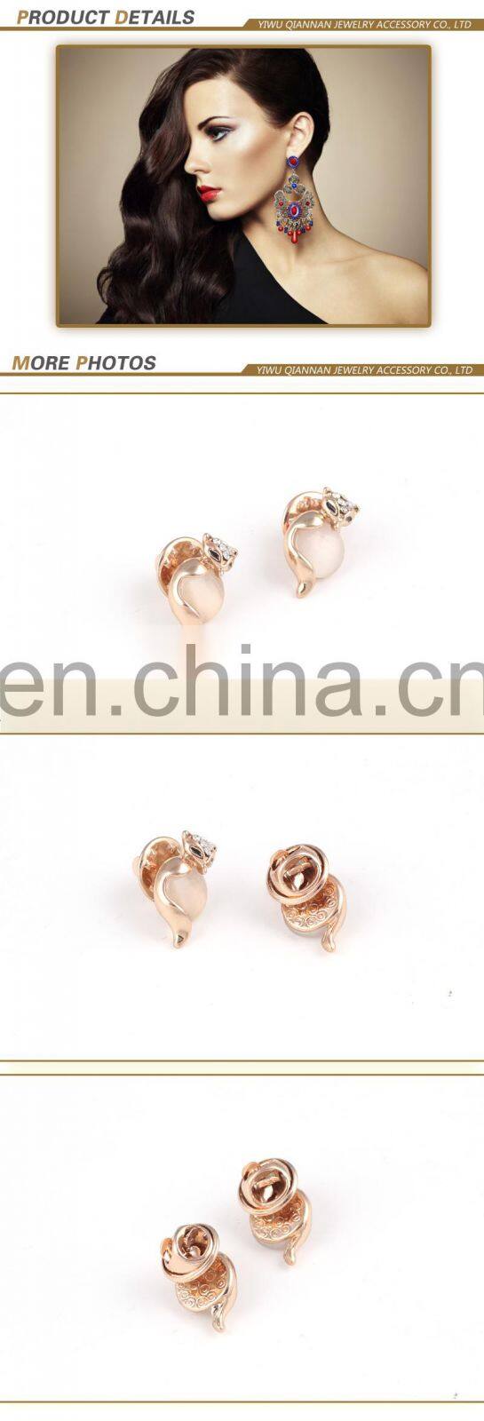 High quality crystal buttons beautiful rhinestone pins animal shape cute fox light pink