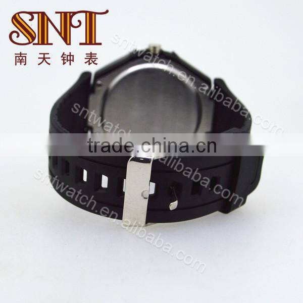 Promotion quartz watch with plastic strap
