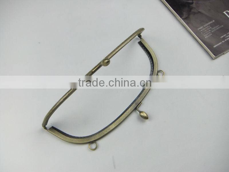 2014 NEW!Antique Brass DIY Metal Sewing Purse Frame DIY Purse Frame With Kiss Lock