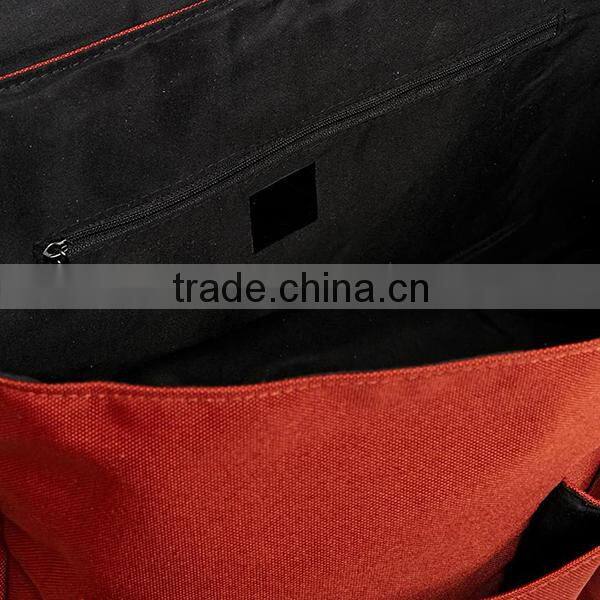 High Quality Lightweight Red Polyester Long Strap Messenger Bag For Men