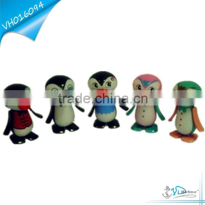 Small Plastic Toys Wind Up Penguin