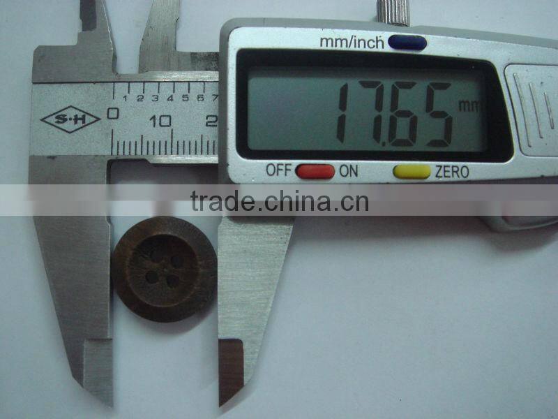 18mm fashion used 4 holes natural wooden coat button