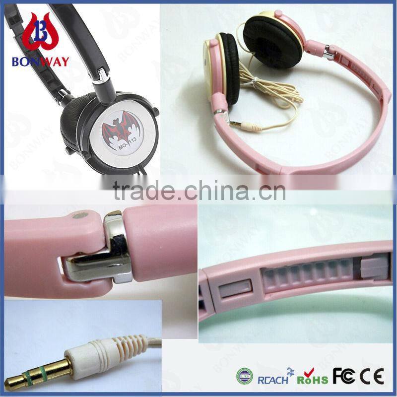 Ear muff headphones for mp3 players