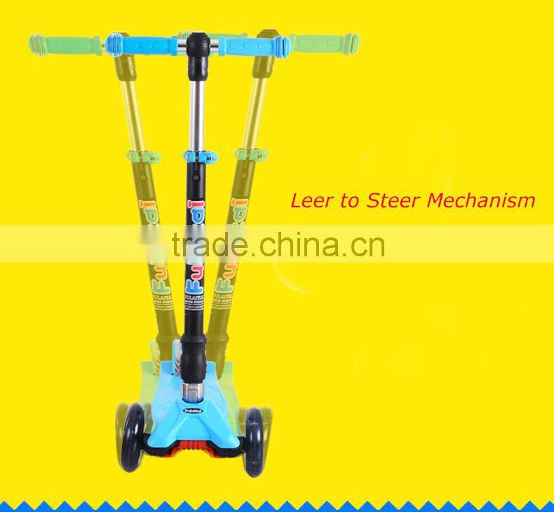 New attractive maxi folding scooter with non-welding T-bar for children