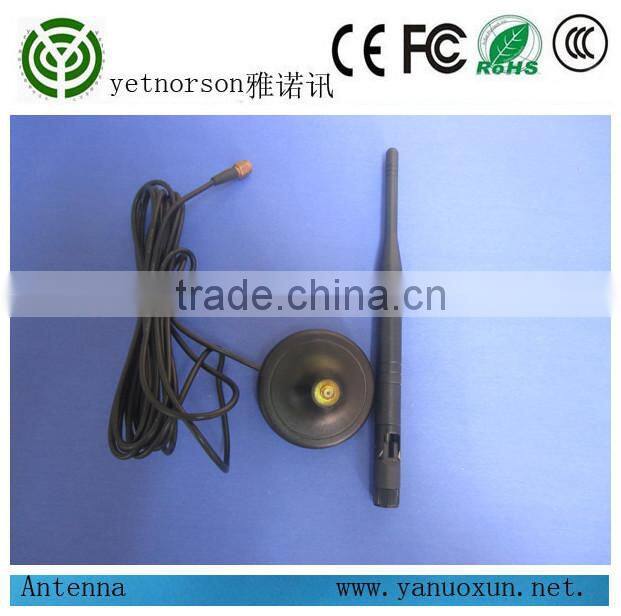 2015 hot selling 5dbi omni 2.4G wifi rubber foldable antenna with magnetic base RG174 3m