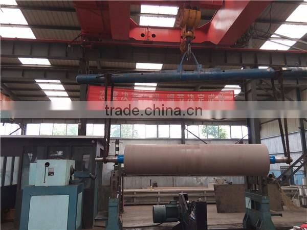 Sizing roll used in sizing part of paper machine for paper mill